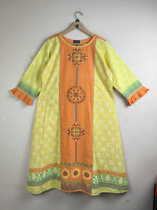 Shop Premium Summer Kurti by Neel craft | Preloved Branded Clothes | Multi Cotton | Women | OTS Thrift Store Peshawar Pakistan