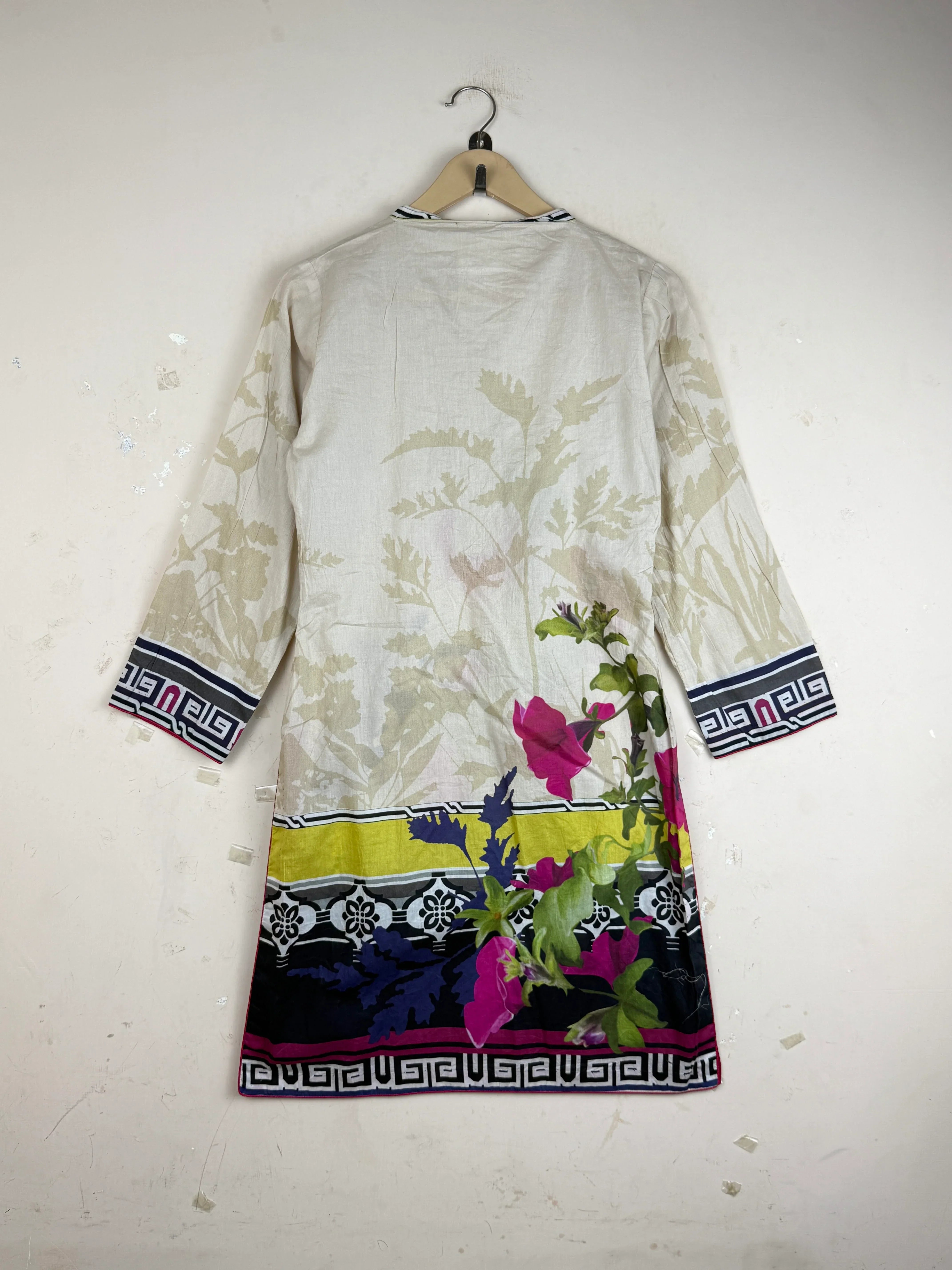 Buy Beige Lawn Summer Kurti by Cut Label - Premium condition for Women | Preloved OTS Pakistan (SK-97)