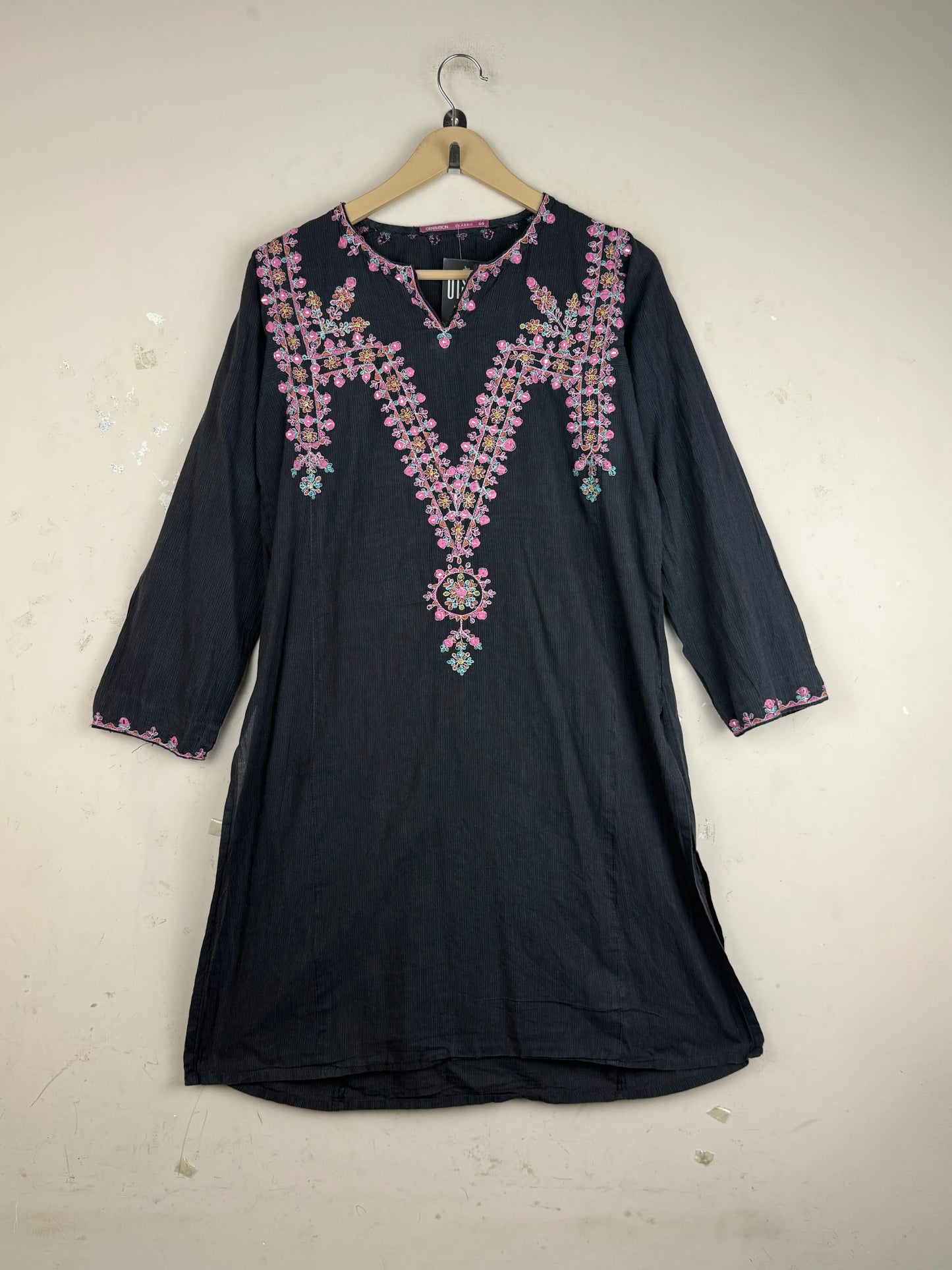 Secondhand Branded Summer Kurti by GENERATION, Black Lawn fabric, Premium condition, for Women - Online Thrift Shop Peshawar Pakistan