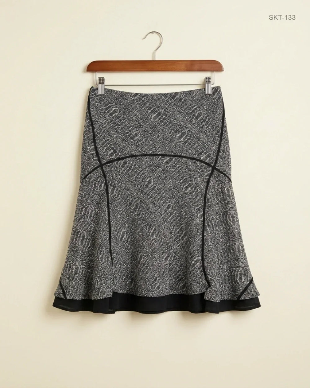 Premium Condition Women's skirts | Preloved Worthington | Grey Polyester | Thrift Shop for Womens Islamabad Pakistan | OTS