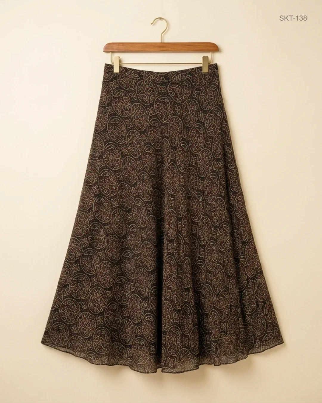 Shop Premium Women's skirts by CUT LABEL | Preloved Branded Clothes | Black Polyester | Womens | OTS Thrift Store Lahore Pakistan
