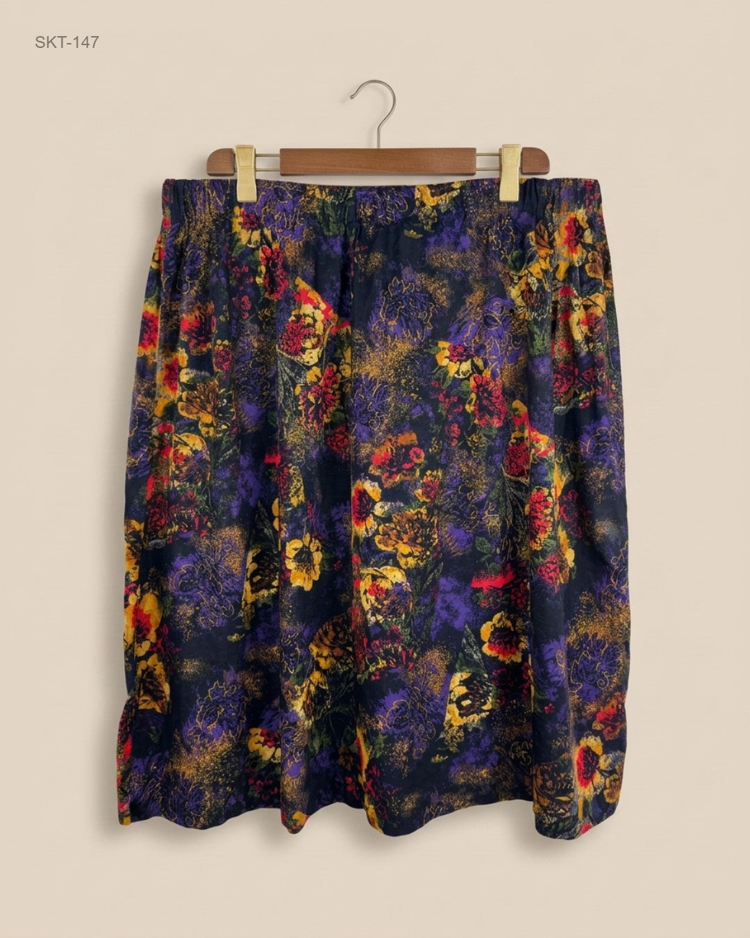Secondhand Branded Women's skirts by CUT LABEL, Multi Cotton fabric, Premium condition, for Womens - Online Thrift Shop Lahore Pakistan