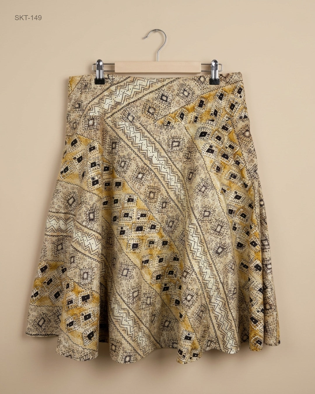 UK Imported secondhand Women's skirts - CUT LABEL brand, Beige Cotton, Premium condition, for Womens - Online Thrift Store Karachi Pakistan