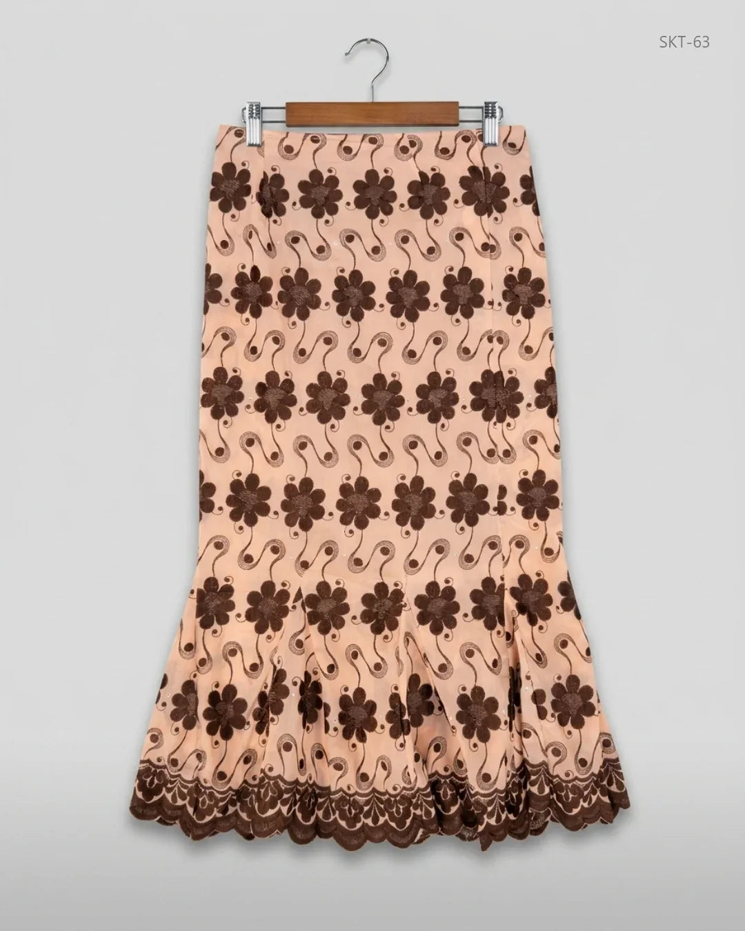 Shop Good Women's skirts by CUT LABEL | Preloved Branded Clothes | Beige Polyester | | OTS Thrift Store Karachi Pakistan