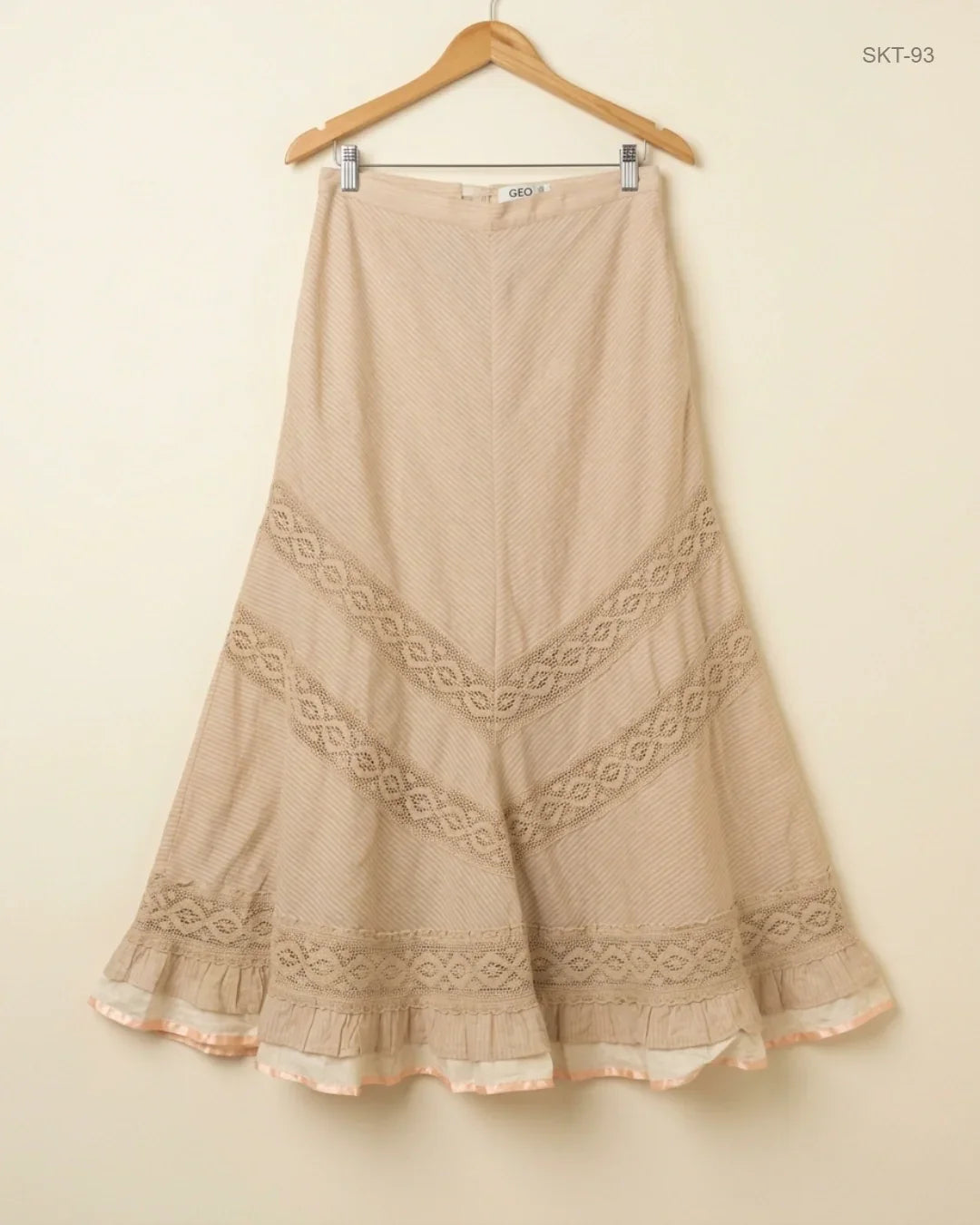 Secondhand Branded Women's skirts by George, Beige Cotton fabric, Excellent condition, for Womens - Online Thrift Shop Peshawar Pakistan