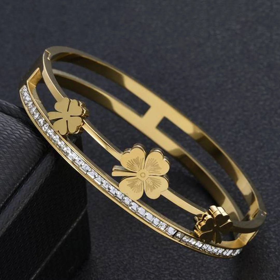 Charm Flowers Bangle