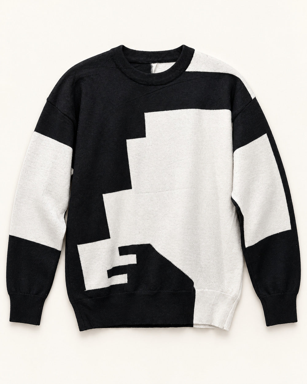 Black & White men's preloved crew-neck sweater, VW-MS301