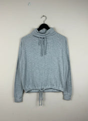 Premium Condition Winter Crop Tops | Preloved workout | Grey Viscose | Thrift Shop for Women Peshawar Pakistan | OTS