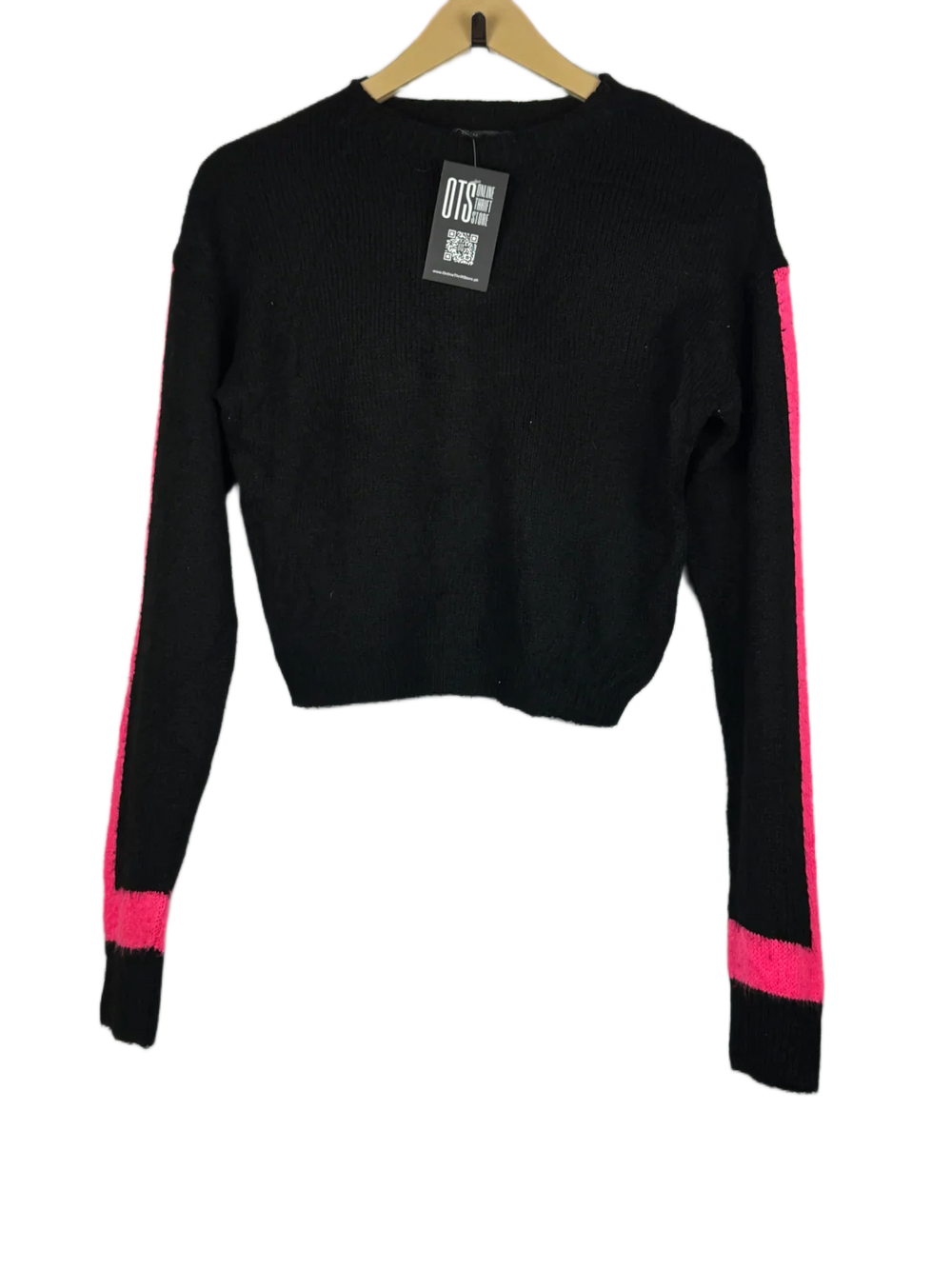 Shop Excellent Winter Crop Tops by Primark | Preloved Branded Clothes | Black Acrylic | Women | OTS Thrift Store Islamabad Pakistan