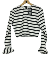 Preloved Premium Winter Crop Tops by TRAFALUC, Black & White Acrylic & Cotton for Women - OTS Thrift Shop Islamabad Pakistan