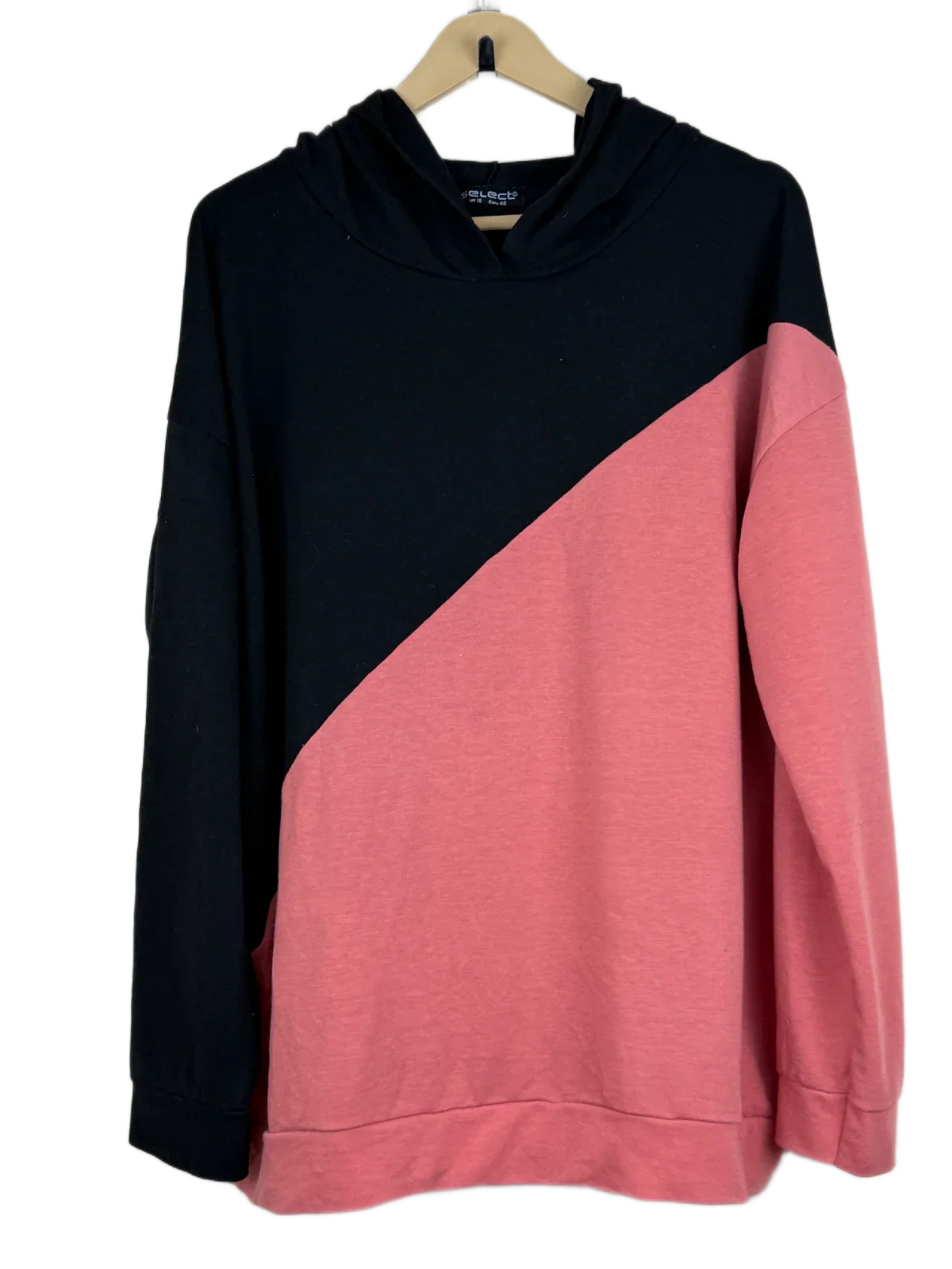 Winter Hoodies & Sweatshirtss | Select Fashion | Preloved Branded | Black Polyester | Premium Plus | OTS Thrift Store Peshawar Pakistan