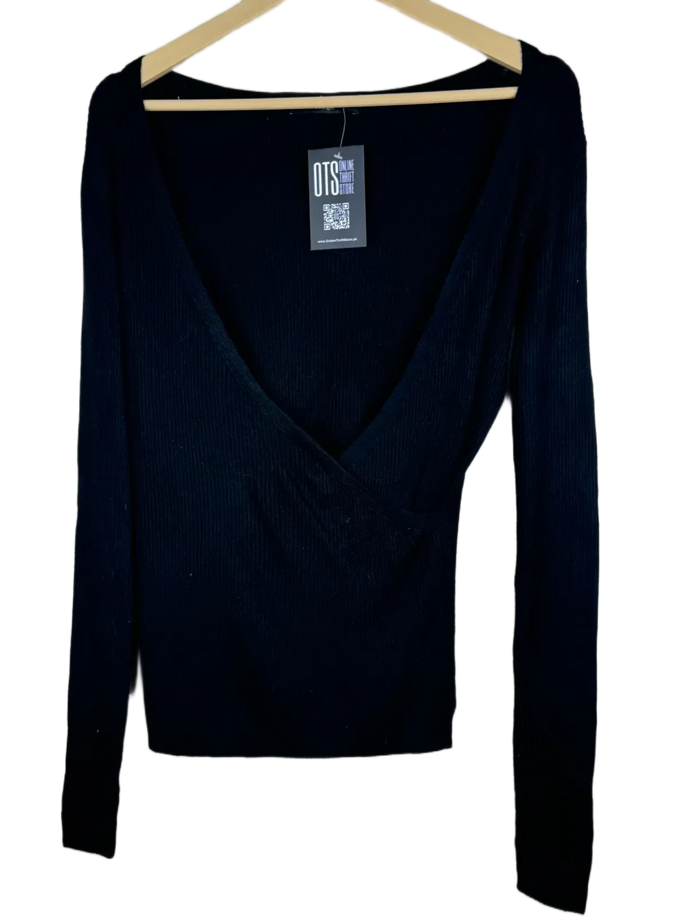 Shop Premium Winter Knitted Tops by George | Preloved Branded Clothes | Black Viscose | Women | OTS Thrift Store Lahore Pakistan