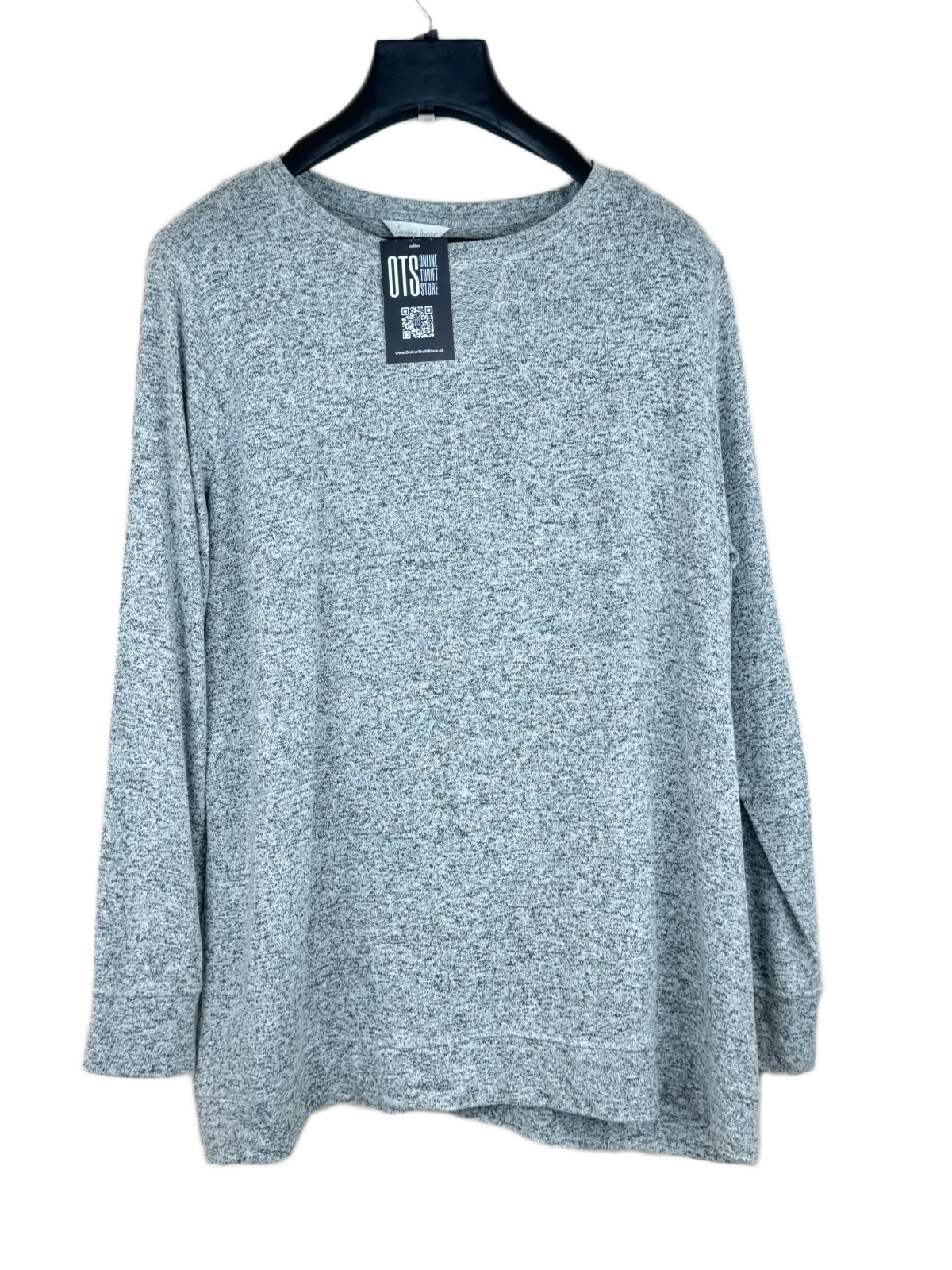 Secondhand Branded Winter Knitted Tops by Lovnge Wear, Grey Viscose fabric, Premium condition, for Women - Online Thrift Shop Lahore Pakistan