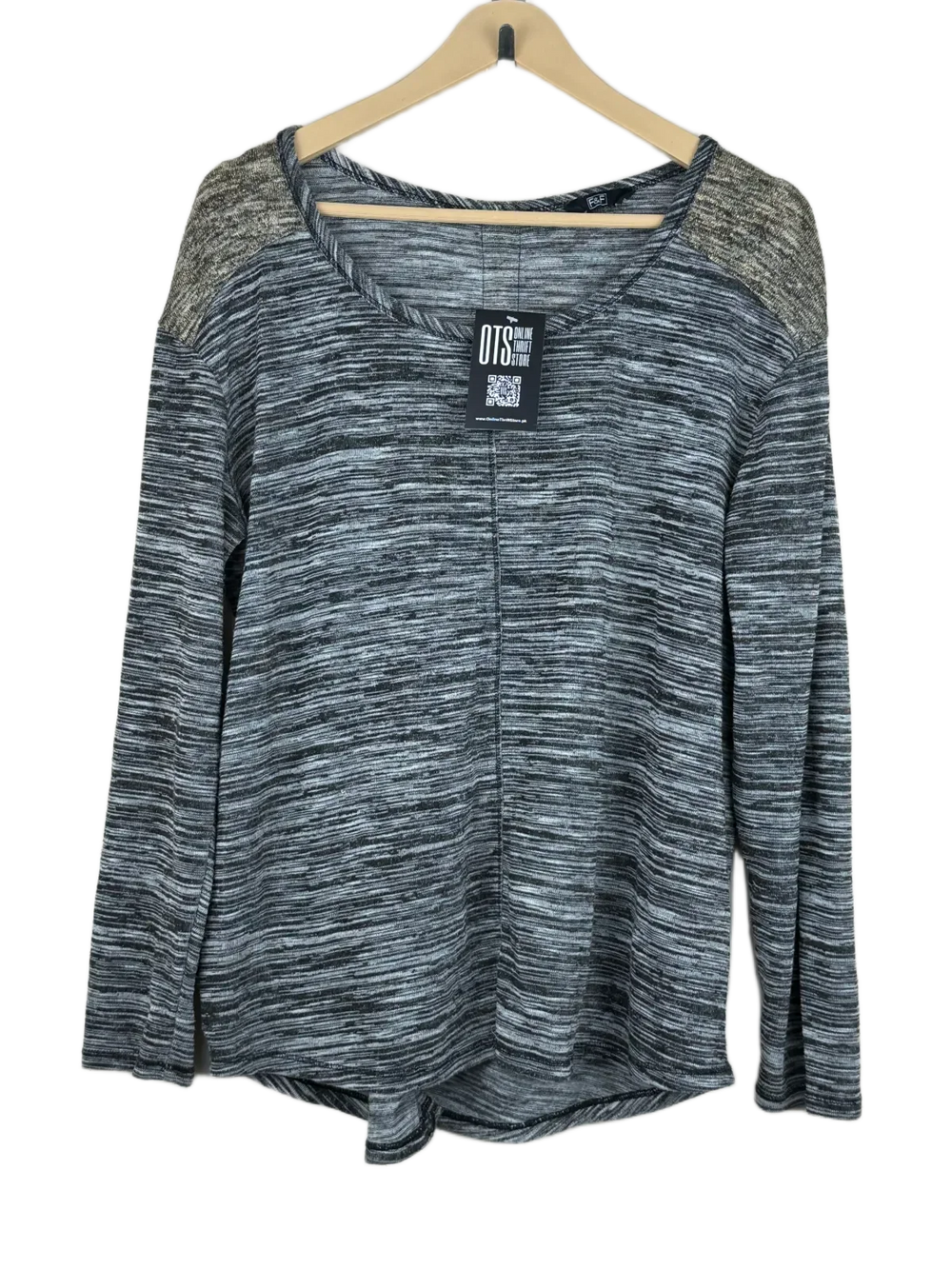 UK Imported secondhand Winter Knitted Tops - Unknown brand, Grey Polyester, Excellent condition, for Women - Online Thrift Store Islamabad Pakistan