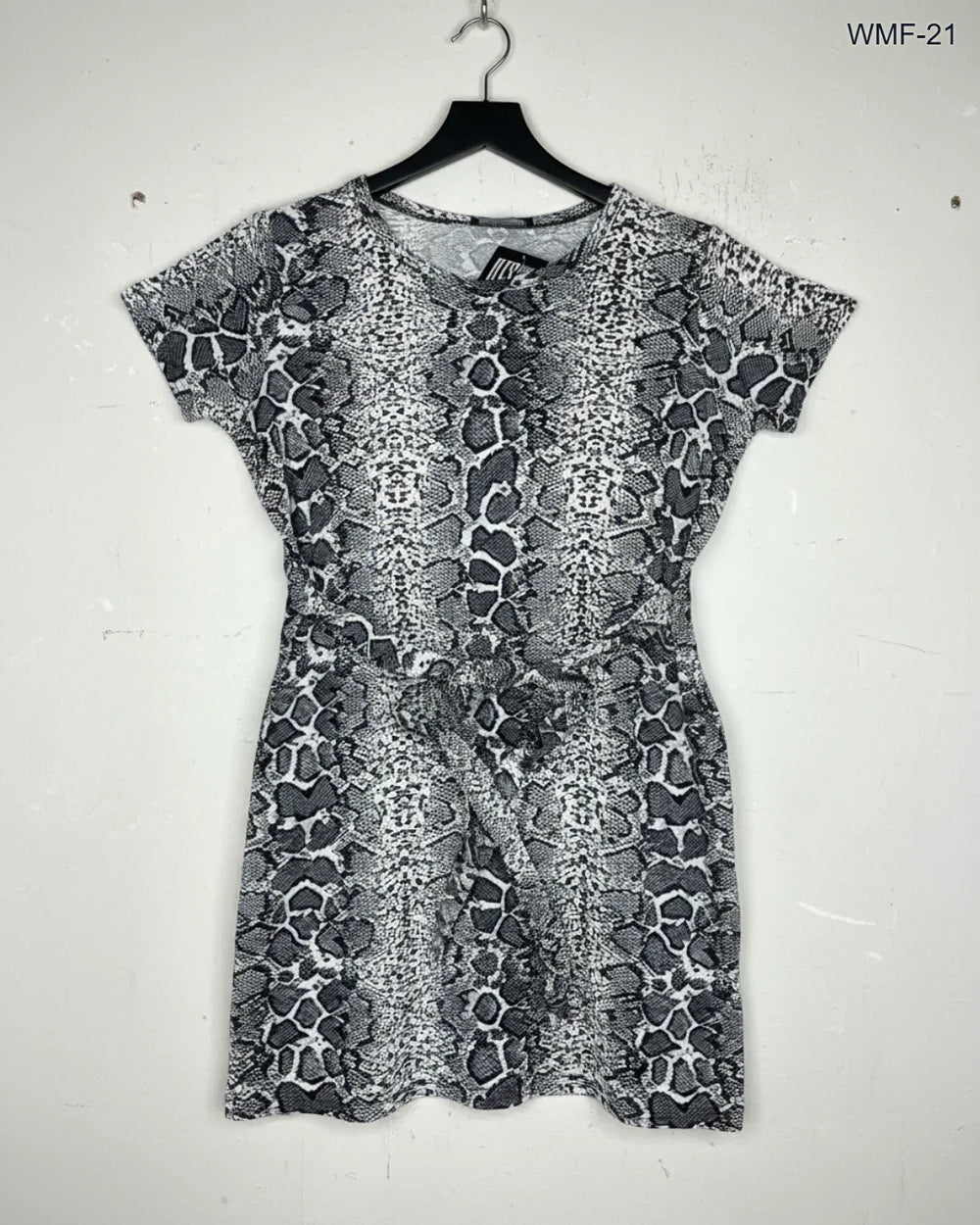 Preloved Premium Women Maxi & Frock by PRETTYLITTLETHING, Black & White Polyester for Women - OTS Thrift Shop Lahore Pakistan