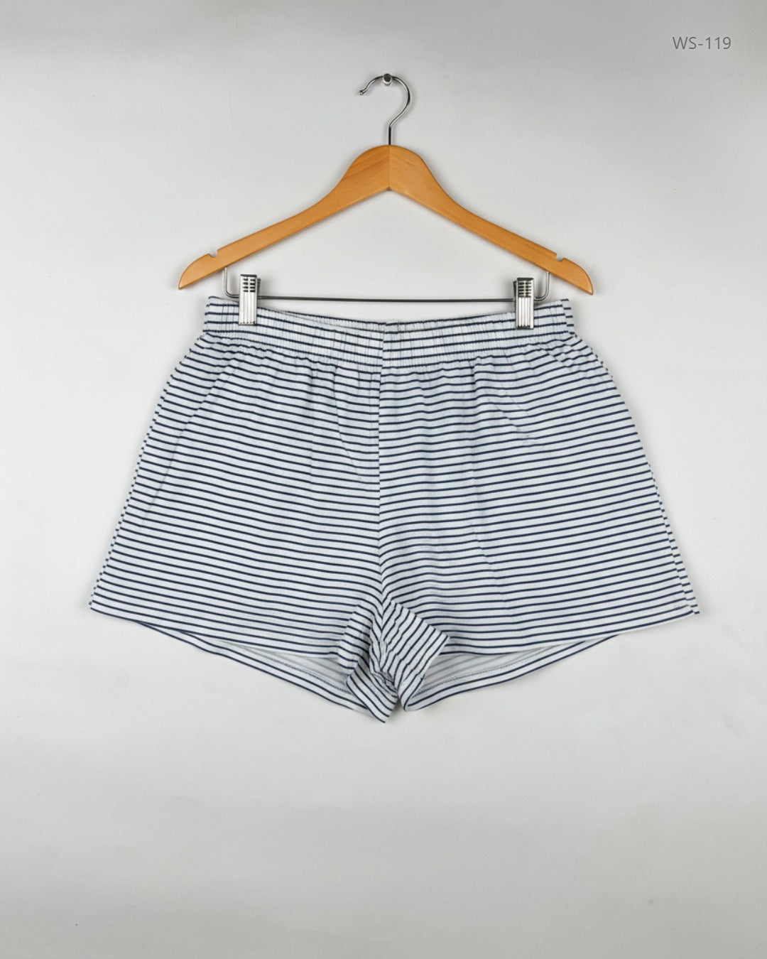 Secondhand Branded Womens Shorts by H&M, White Cotton fabric, Premium condition, for Women - Online Thrift Shop Lahore Pakistan