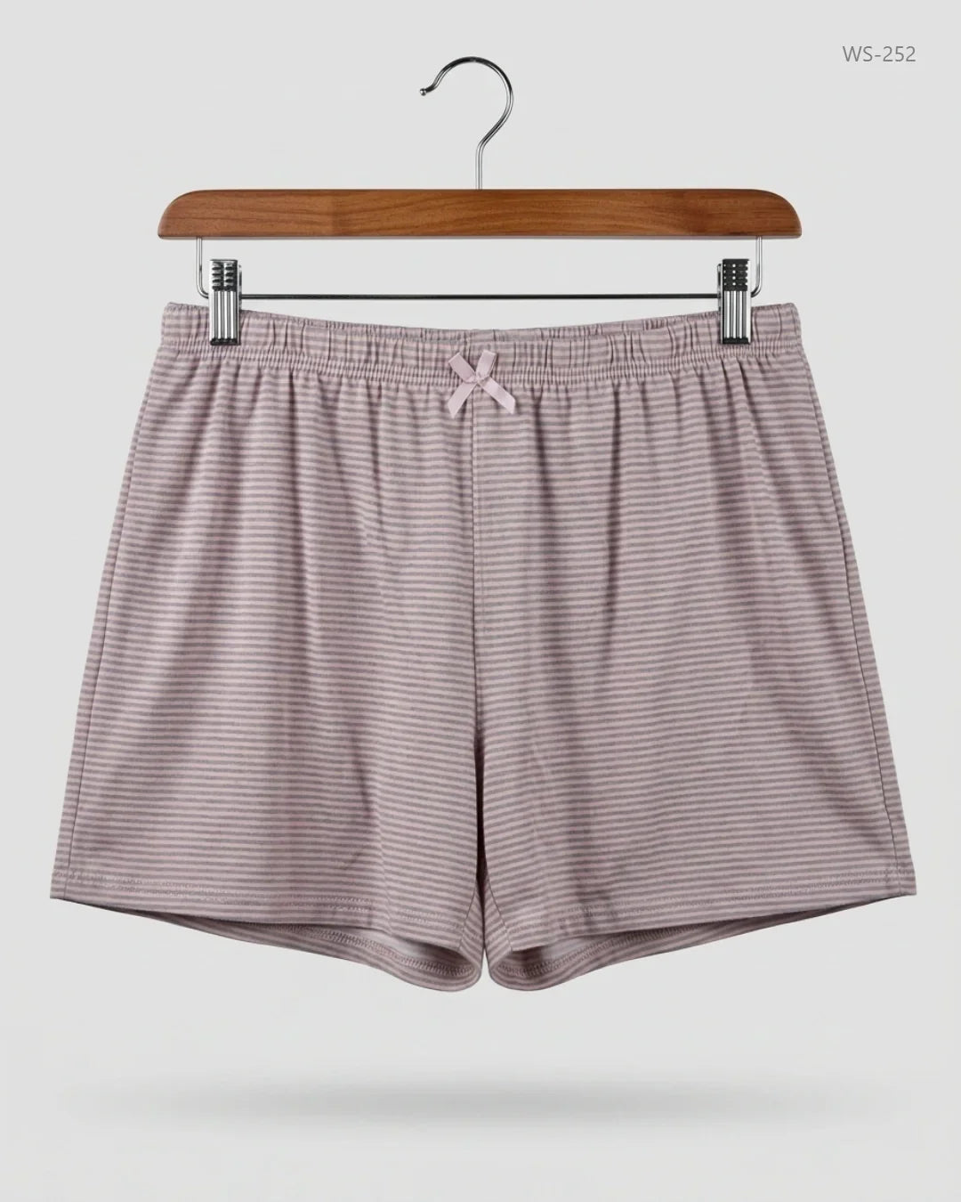 UK Imported secondhand Womens Shorts - TAHARI brand, Multi Polyester, Premium condition, for Women - Online Thrift Store Islamabad Pakistan