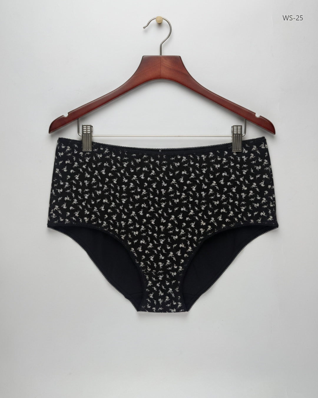Preloved Premium Womens Shorts by Cut Lable, Black Cotton for Women - OTS Thrift Shop Lahore Pakistan