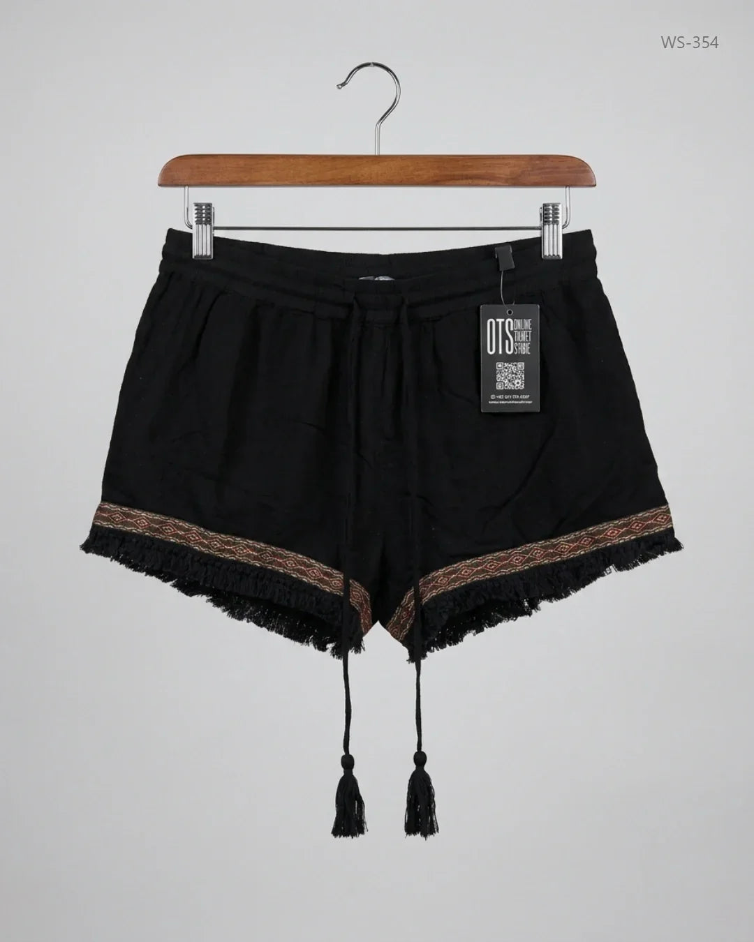 Preloved Premium Womens Shorts by Atmosphere, Black Viscose for Women - OTS Thrift Shop Lahore Pakistan