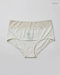 Secondhand Branded Womens Shorts by CUT LABEL, White Polyester fabric, Premium condition, for Women - Online Thrift Shop Peshawar Pakistan