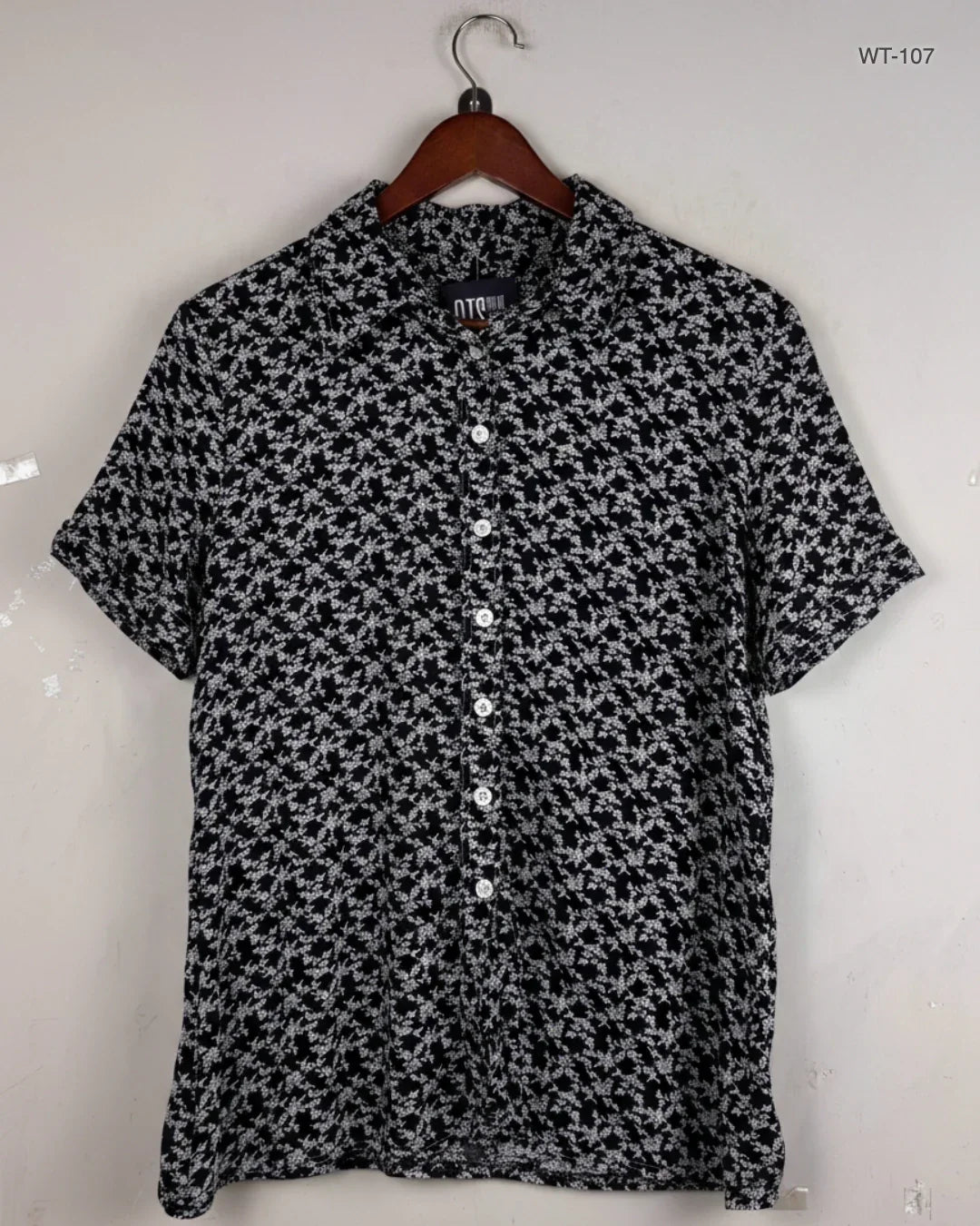 UK Imported secondhand Womens Summer Tops - Cut lab brand, Black Viscose, Premium condition, for Women - Online Thrift Store Karachi Pakistan