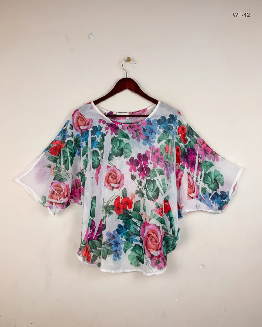 Preloved Excellent Womens Summer Tops by Shake, White Cotton for Women - OTS Thrift Shop Peshawar Pakistan