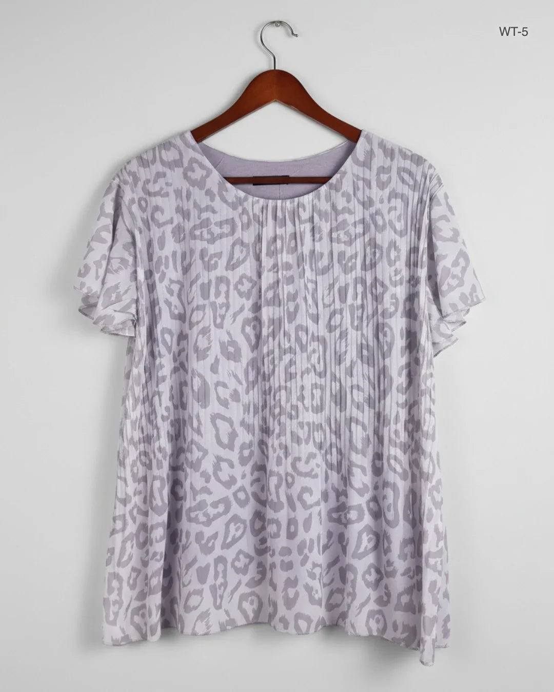 Preloved Excellent Womens Summer Tops by Made in Italy, OffWhite Viscose for Women - OTS Thrift Shop Lahore Pakistan