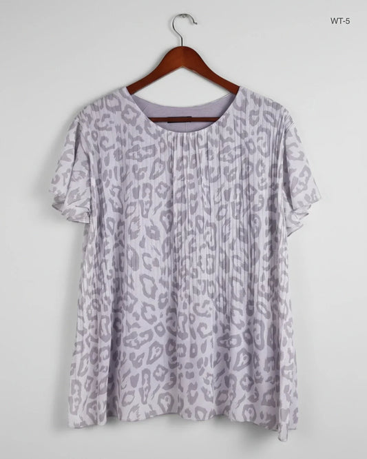 Preloved Excellent Womens Summer Tops by Made in Italy, OffWhite Viscose for Women - OTS Thrift Shop Lahore Pakistan