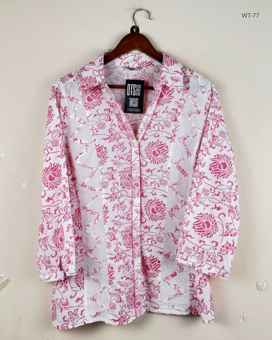 Secondhand Branded Womens Summer Tops by Marks & Spencer, White & pink Cotton fabric, Premium condition, for Women - Online Thrift Shop Islamabad Pakistan