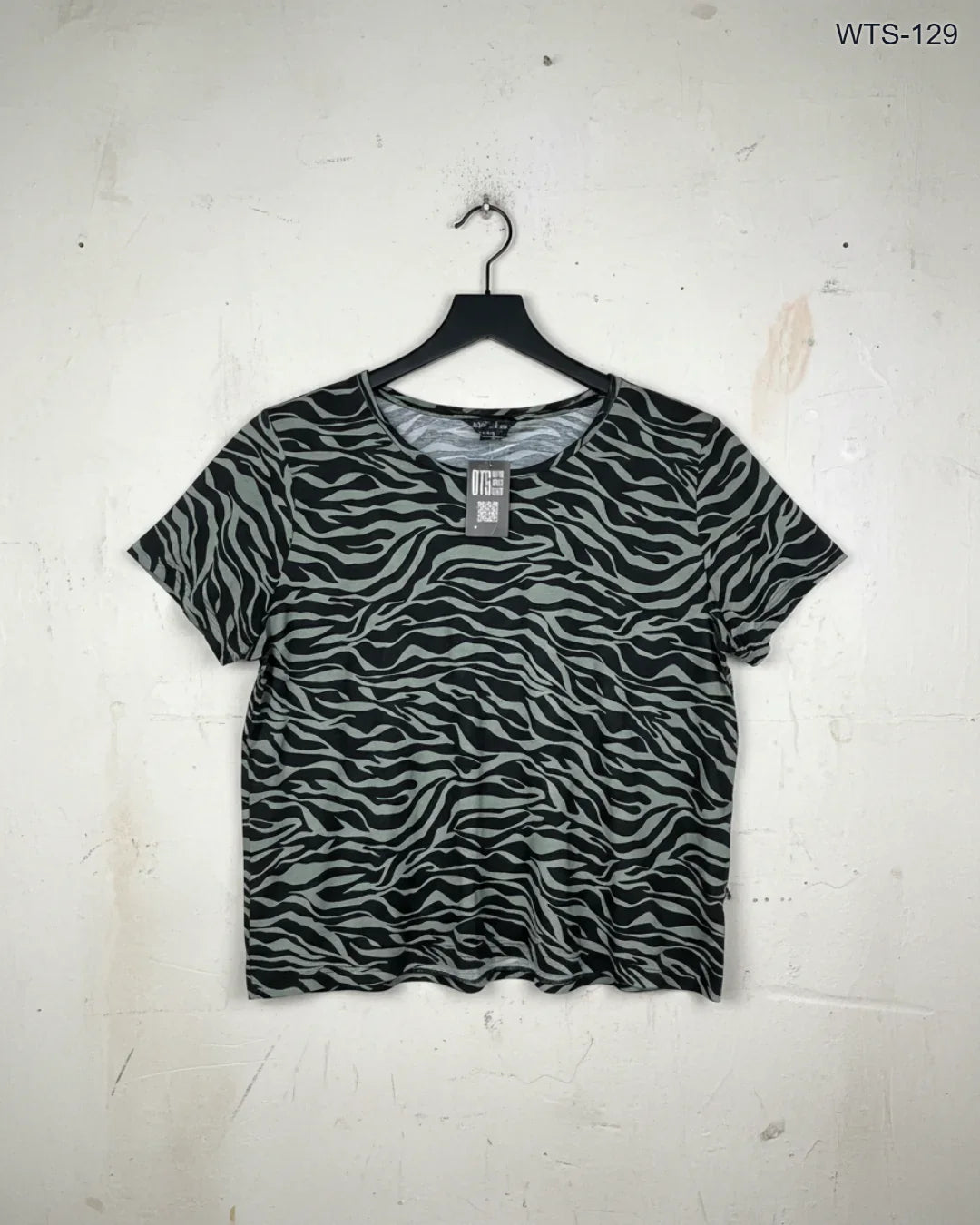 Secondhand Branded Womens Tshirts by Marks & Spencer, Black Green Cotton fabric, Premium condition, for - Online Thrift Shop Karachi Pakistan