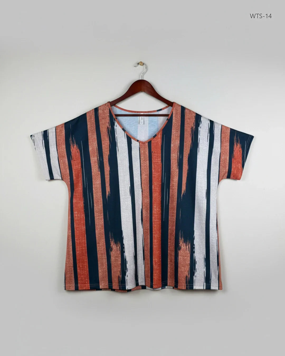 UK Imported secondhand Womens Tshirts - Unknown brand, Multi Polyester, Premium condition, for Women - Online Thrift Store Islamabad Pakistan