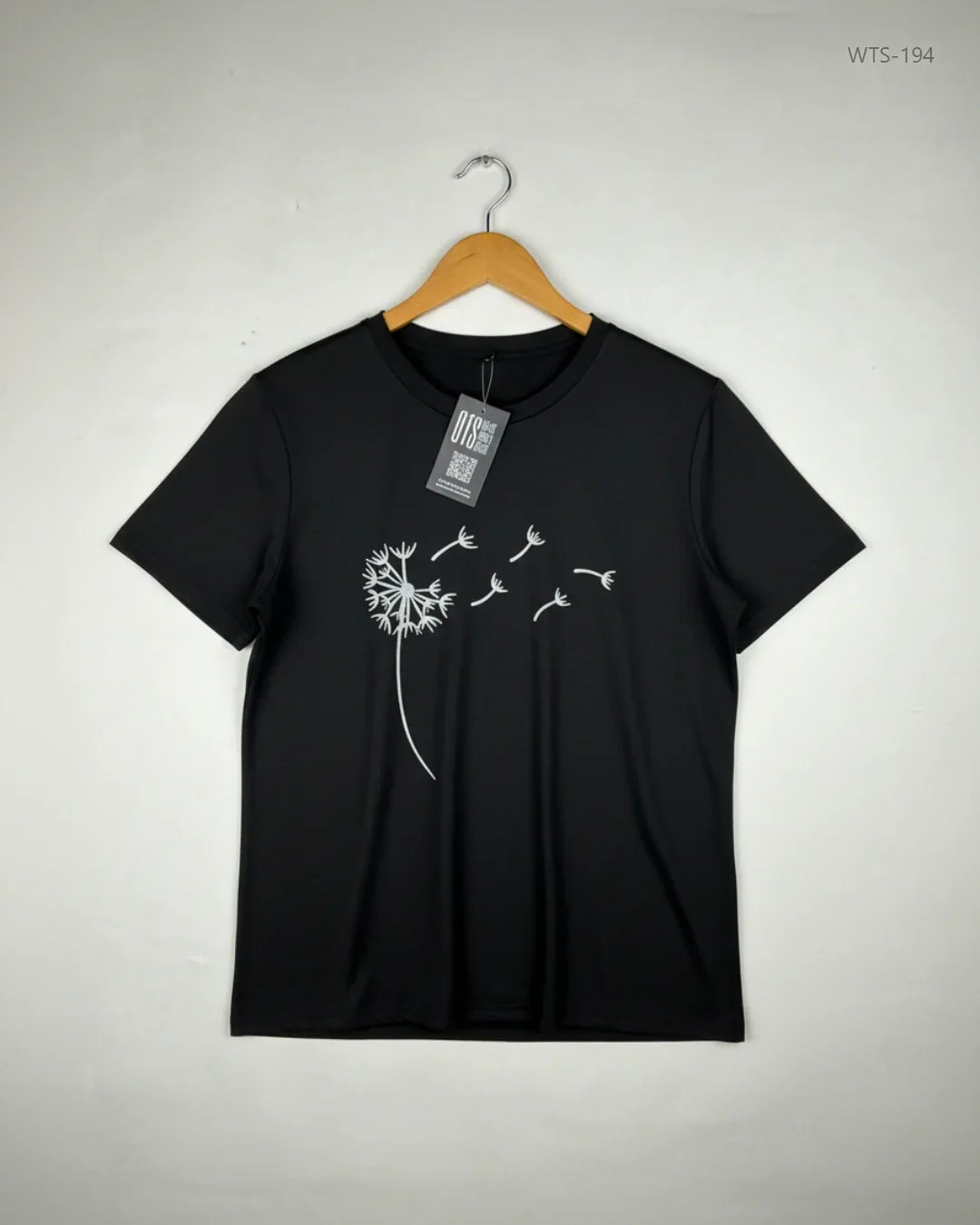 Preloved Excellent Womens Tshirts by Unknown, Black Polyester for - OTS Thrift Shop Peshawar Pakistan