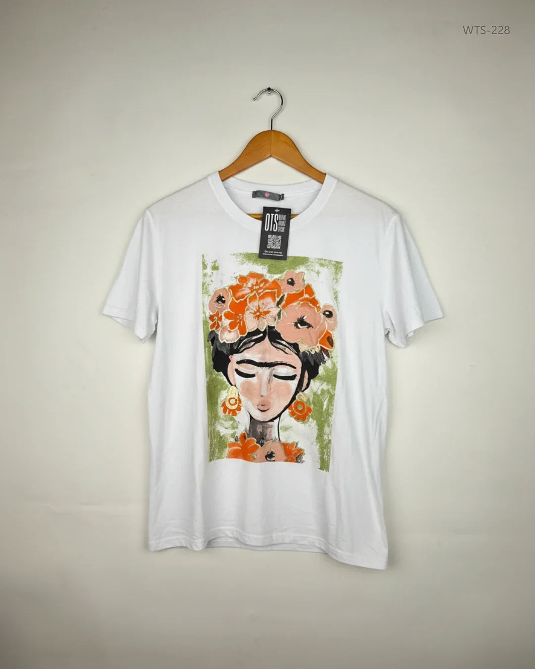 UK Imported secondhand Womens Tshirts - Unknown brand, White Cotton, Premium condition, for - Online Thrift Store Lahore Pakistan