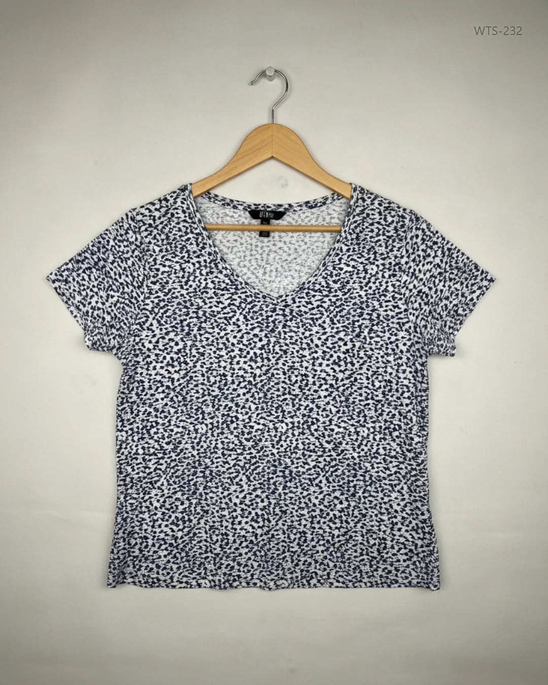 Preloved Premium Womens Tshirts by Peacocks, Blue Cotton for - OTS Thrift Shop Karachi Pakistan