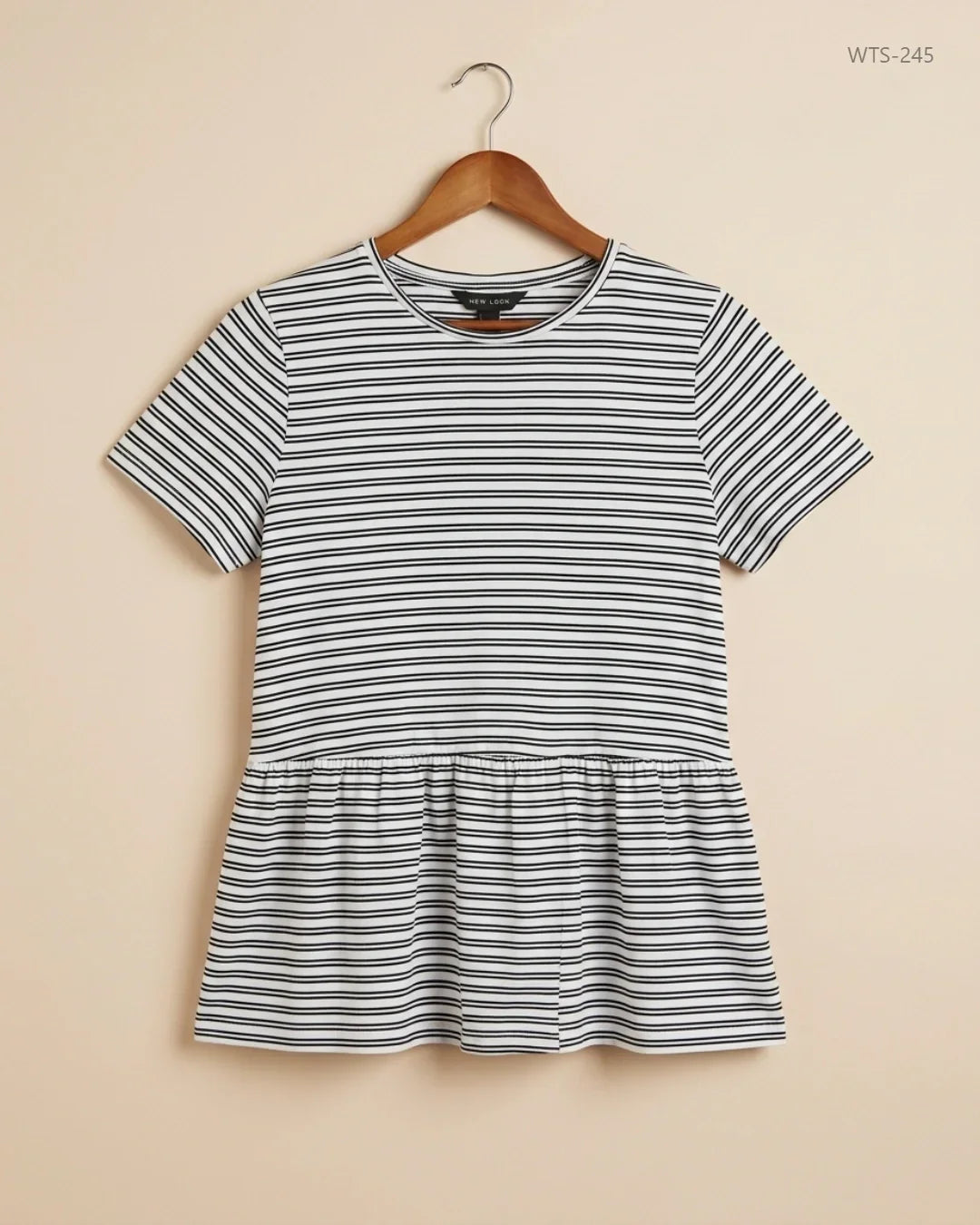 Preloved Premium Womens Tshirts by New Look, Black & White Cotton for Womens - OTS Thrift Shop Karachi Pakistan