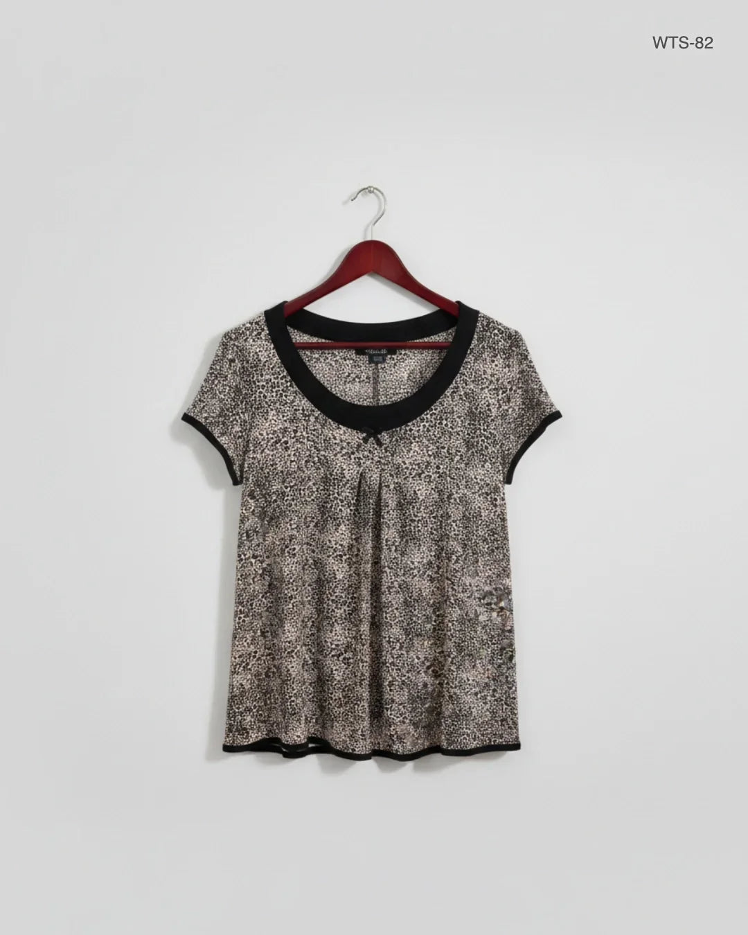 UK Imported secondhand Womens Tshirts - Reva Rofe brand, Black & Beige Polyester, Premium condition, for Women - Online Thrift Store Peshawar Pakistan