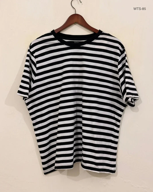 Premium Condition Womens Tshirts | Preloved DUNNES | Black & White Cotton | Thrift Shop for Women Peshawar Pakistan | OTS